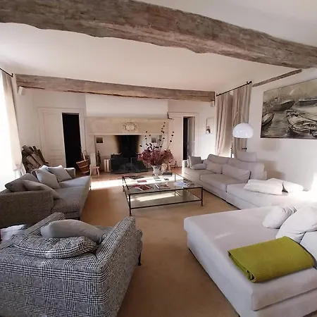 فندق مبيت وإفطار Chateau Gautoul 4*