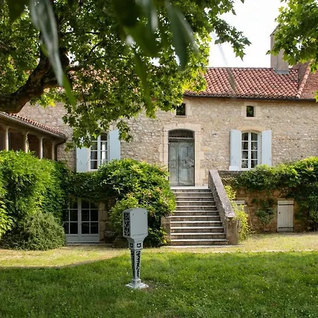 Alojamento de Acomodação e Pequeno-almoço Château Gautoul 4*